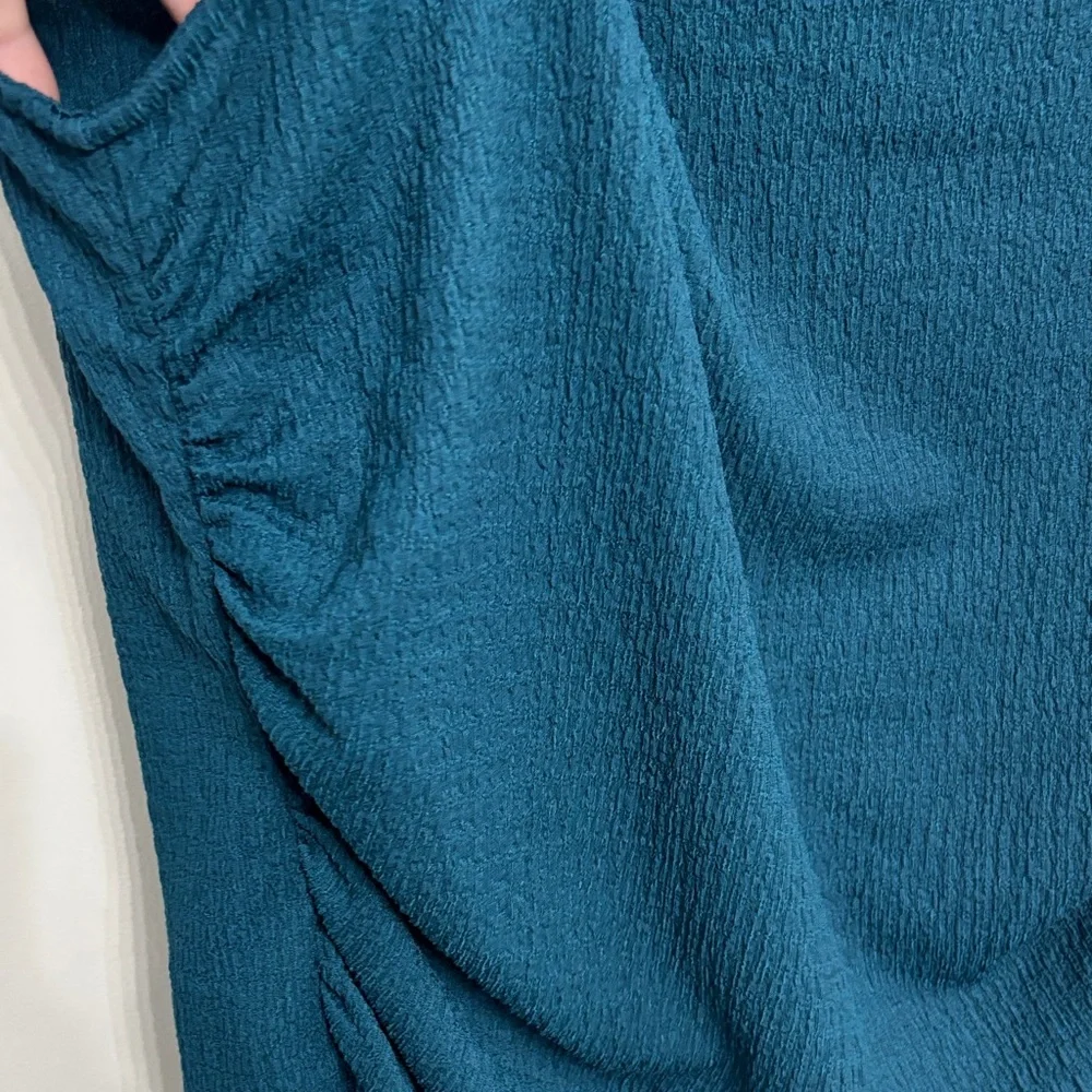 Calvin Klein Sleeveless Dark Teal Blouse - Picture 5 of 6